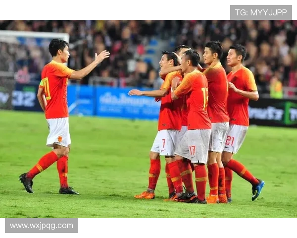 中国足球队迎战强敌 世预赛最后冲刺目标直指世界杯资格