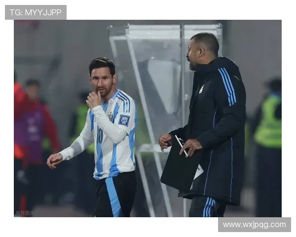 梅西加盟国际米兰震动足坛 首度亮相展示个人风采引发热议 梅西加盟国际米兰震动足坛 首度亮相展示个人风采引发热议