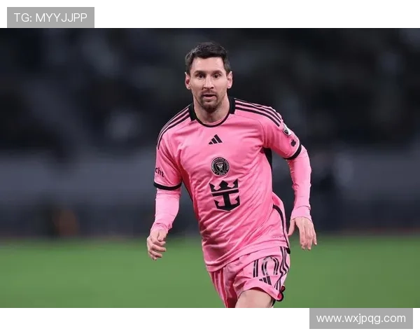 梅西加盟迈阿密国际后首场比赛精彩回顾,球队新篇章正式开启 梅西加盟迈阿密国际后首场比赛精彩回顾,球队新篇章正式开启